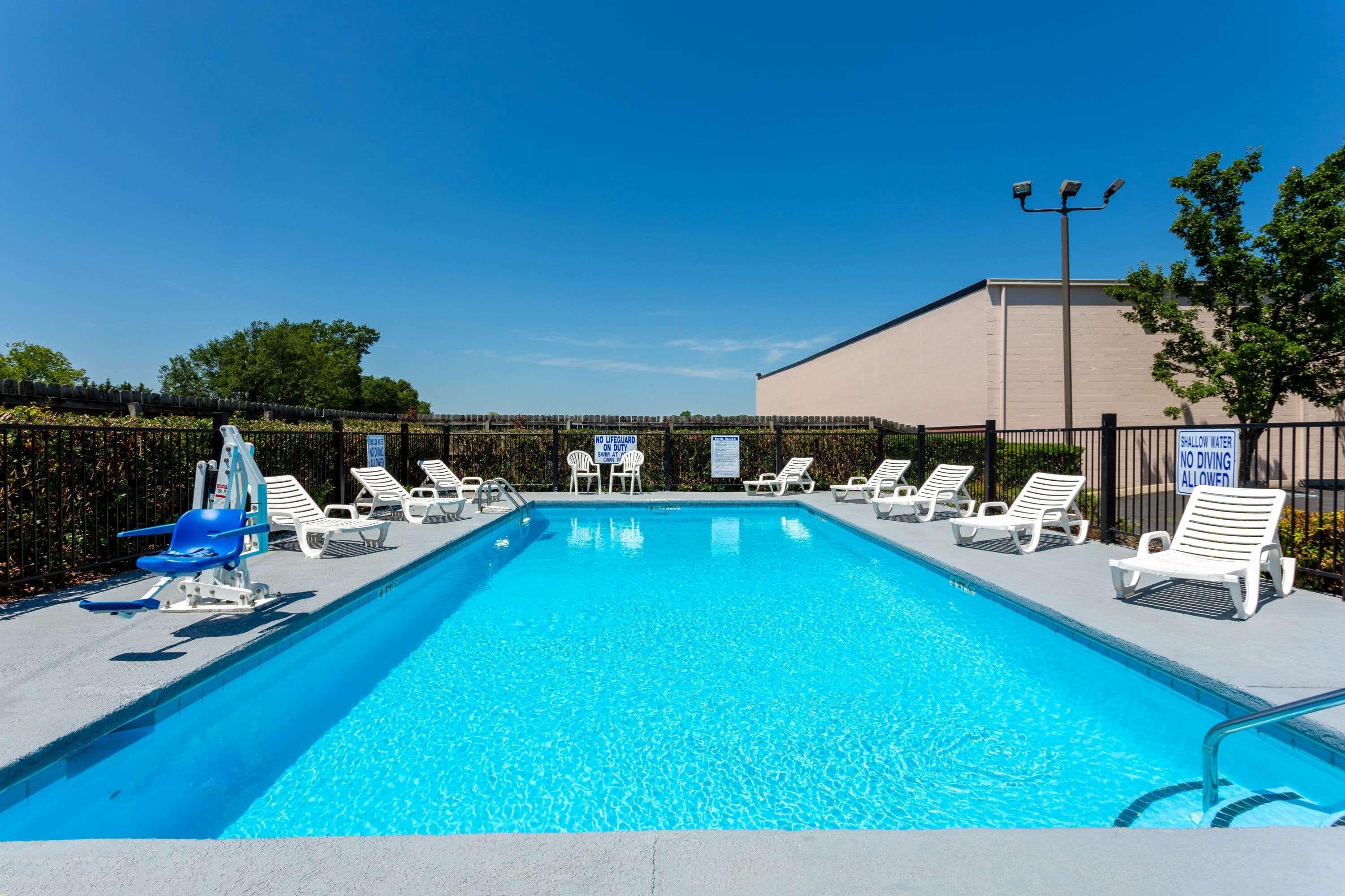 Baymont By Wyndham Easley/Greenville Exterior photo